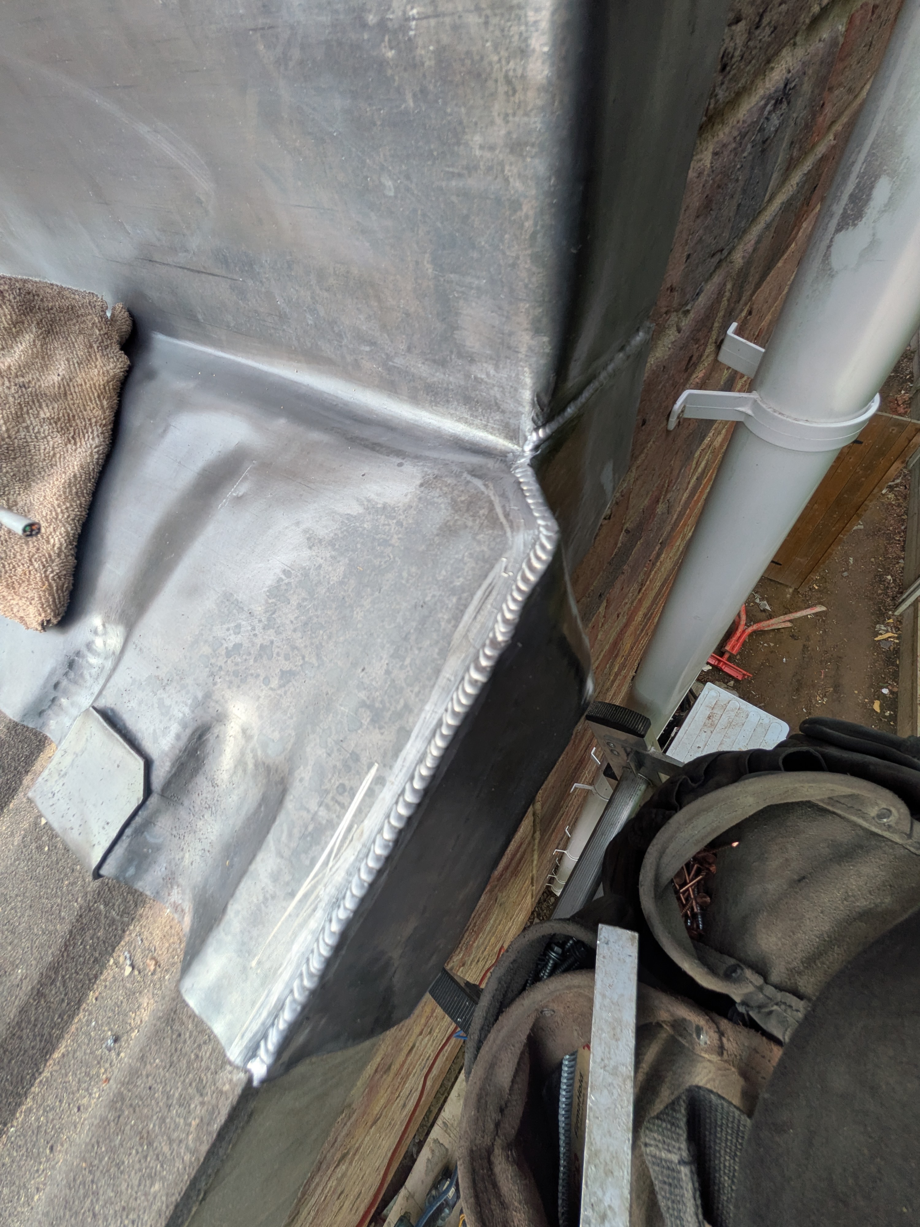 Formed leadwork detail